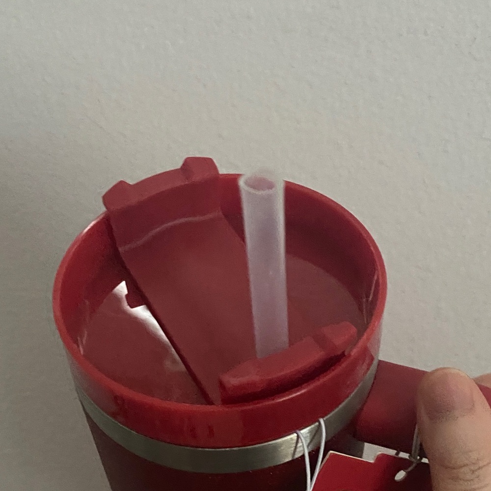 Red Tumbler - Picture 3 of 3